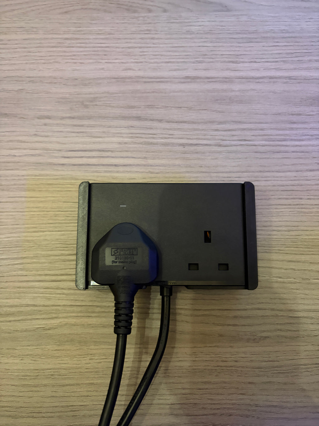UGREEN 2 Way Extension Lead Wall Mount