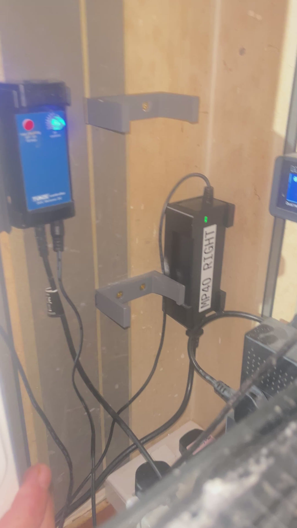 3D Printed Wall Mount For Belkin Extension Lead 6 Way