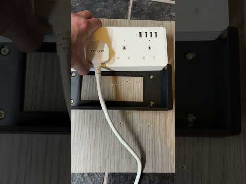 Calex Smart 4 Way Extension Lead Wall Mount